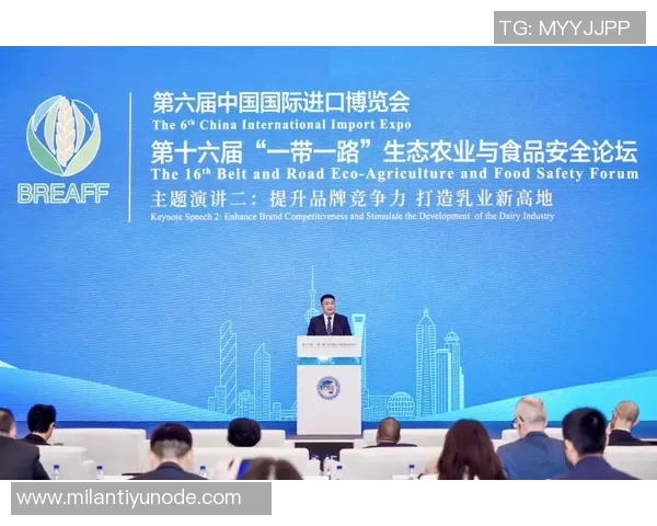 邓弗里斯与比塞克分享成功之路强调努力与专注的重要性